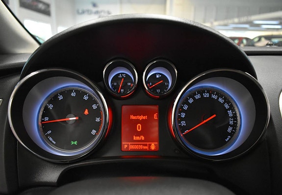 Opel Astra 20 of 24