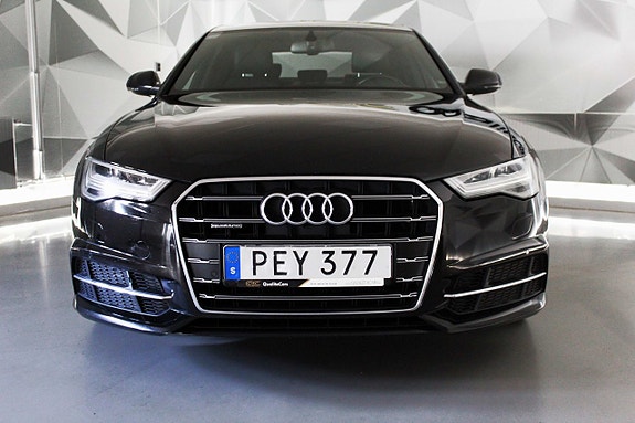 Audi A6 9 of 26