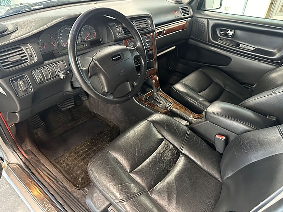 Volvo S70 11 of 16