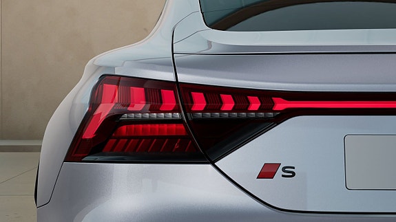 Audi e-tron GT 11 of 12