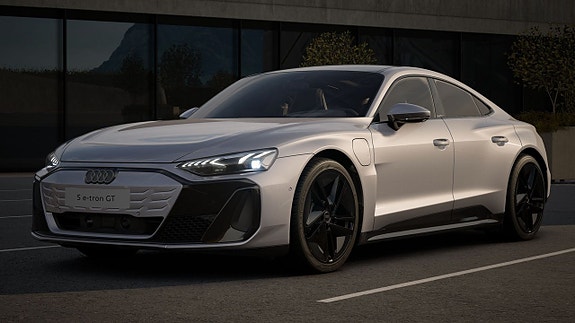 Audi e-tron GT 12 of 12
