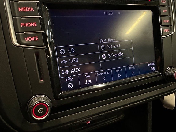 Volkswagen Caddy Maxi 17 of 23