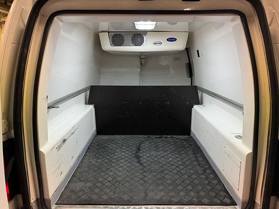Volkswagen Caddy Maxi 9 of 23