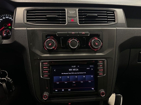 Volkswagen Caddy Maxi 15 of 23