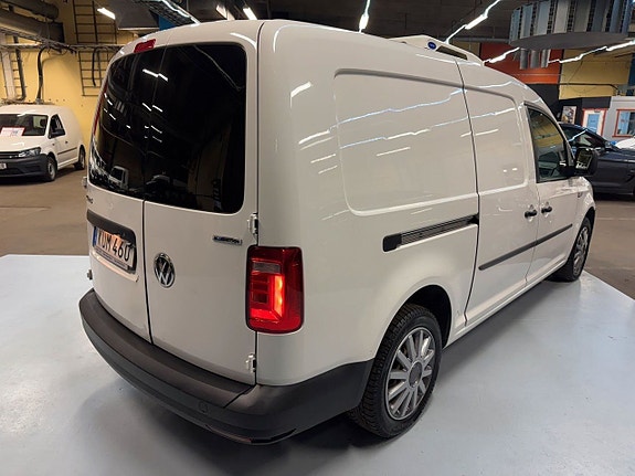 Volkswagen Caddy Maxi 4 of 5