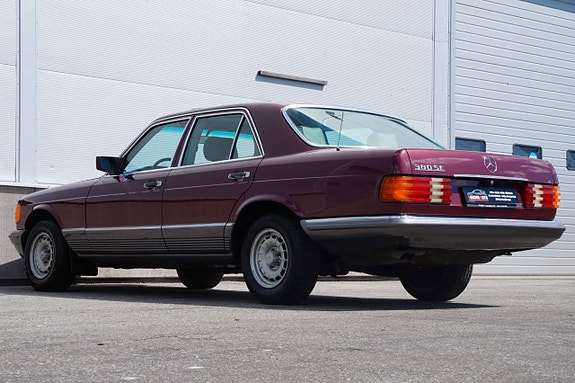 Mercedes-Benz 380 SE 5 of 5