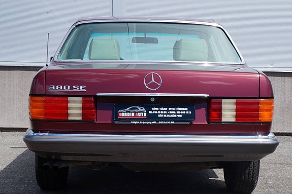 Mercedes-Benz 380 SE 6 of 20