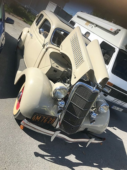 Ford Fordor 4 of 30