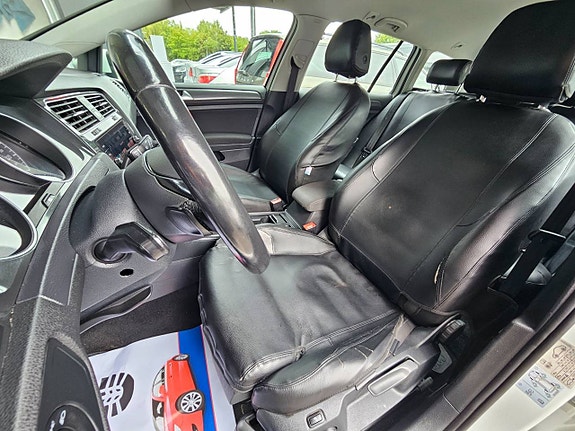 Volkswagen Golf VII 14 of 18