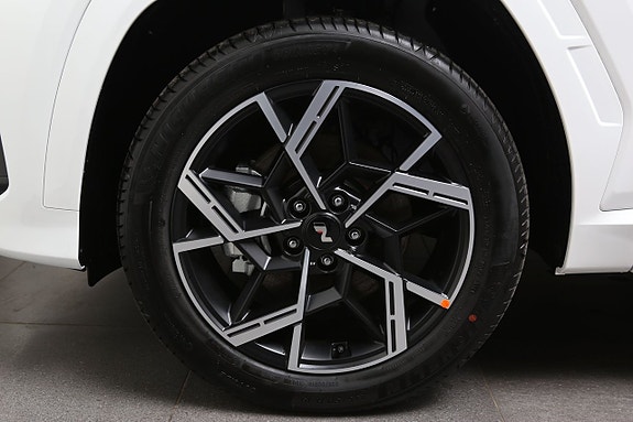 Hyundai Tucson 4 of 5