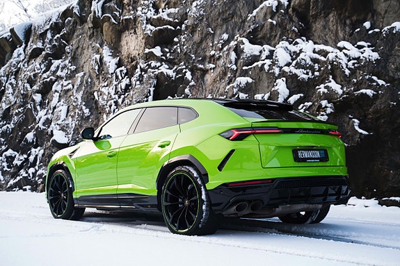 Lamborghini Urus 12 of 27