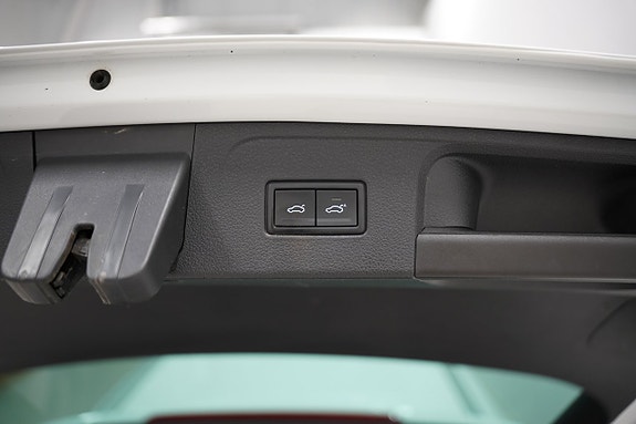 Volkswagen Passat Alltrack 25 of 25