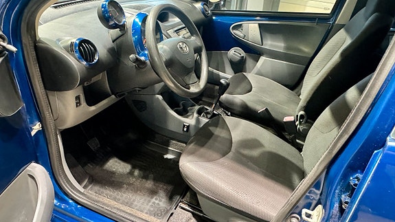 Toyota Aygo 10 of 16