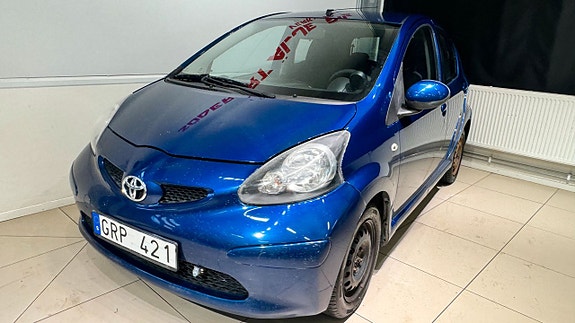 Toyota Aygo 4 of 16