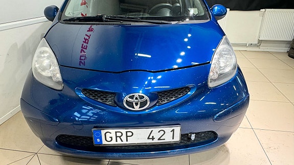 Toyota Aygo 8 of 16