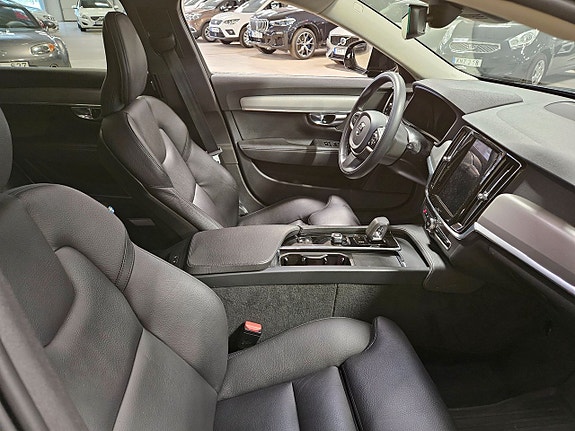 Volvo V90 6 of 10