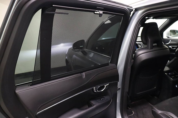 Volvo XC90 26 of 30