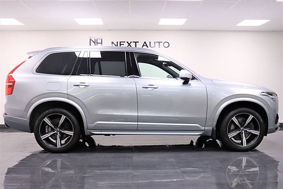 Volvo XC90 5 of 30