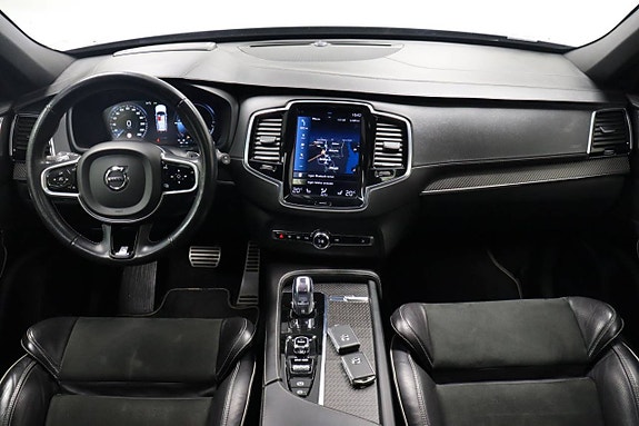 Volvo XC90 9 of 30