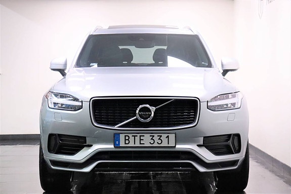 Volvo XC90 3 of 30