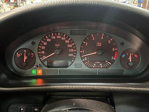 BMW 328 18 of 18