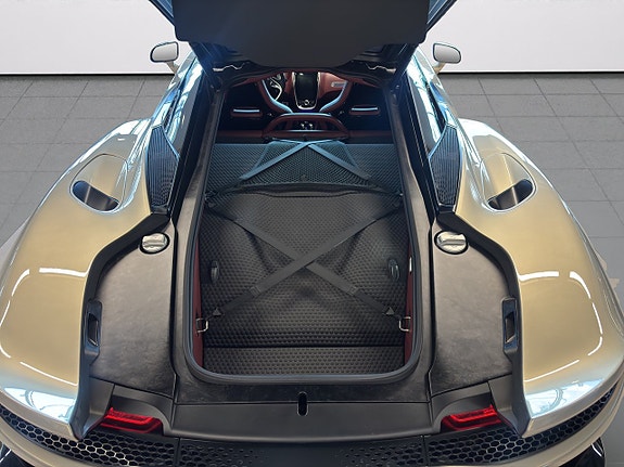 McLaren GT 22 of 28