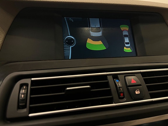 BMW 520 19 of 23