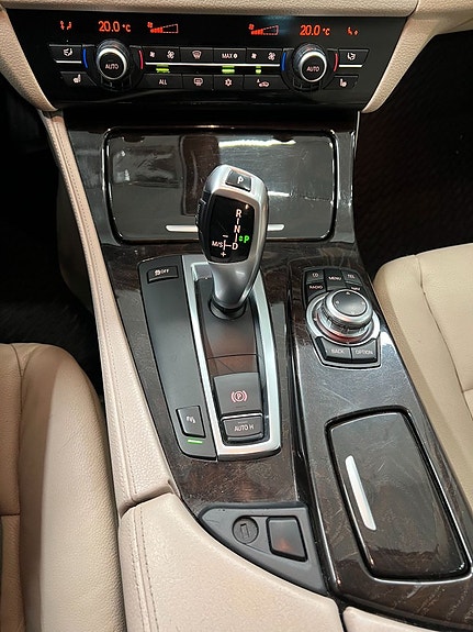 BMW 520 17 of 23
