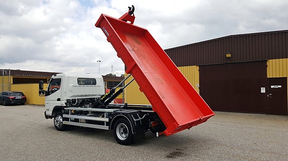 Mitsubishi Fuso 25 of 26