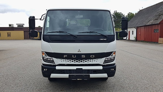 Mitsubishi Fuso 15 of 26
