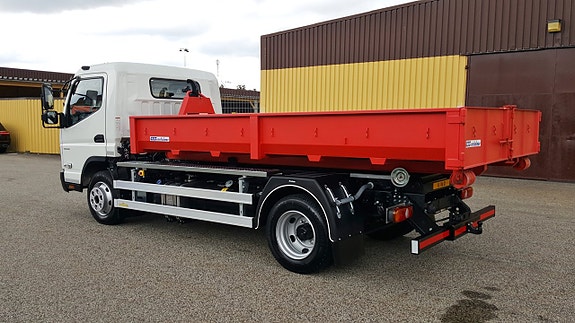 Mitsubishi Fuso 21 of 26