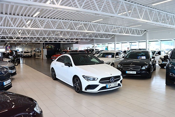 Mercedes-Benz CLA220 3 of 28