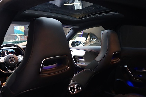 Mercedes-Benz CLA220 20 of 28