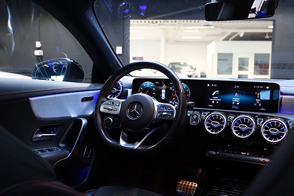 Mercedes-Benz CLA220 22 of 28