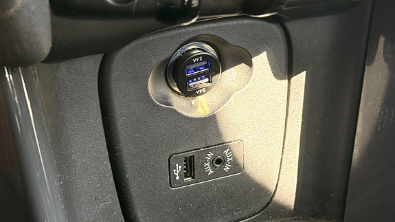 MINI Cooper 12 of 19