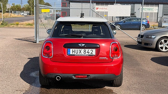 MINI Cooper 5 of 19