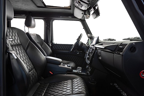 Mercedes-Benz G63 2 of 30