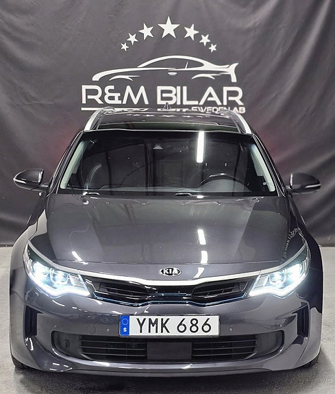 Kia Optima 2 of 27