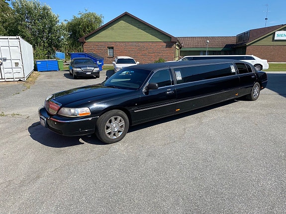Lincoln Town Car