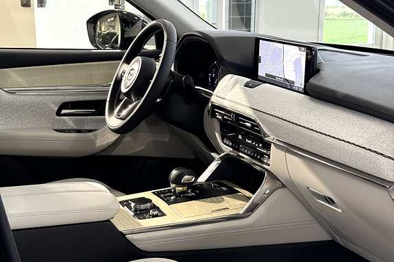 Mazda CX-80 18 of 20