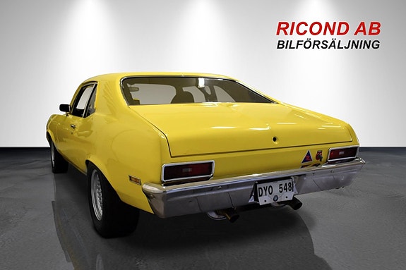 Chevrolet Nova 8 of 28