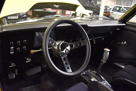 Chevrolet Nova 19 of 28