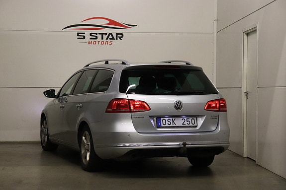 Volkswagen Passat 7 of 23