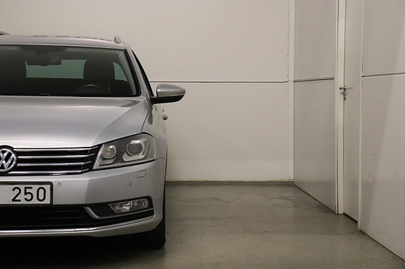 Volkswagen Passat 4 of 5