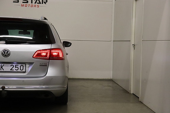 Volkswagen Passat 6 of 23