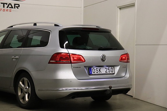 Volkswagen Passat 8 of 23