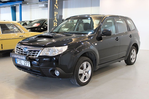 Subaru Forester 4 of 5
