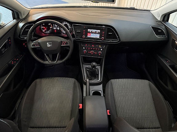 Seat Leon 10 of 18