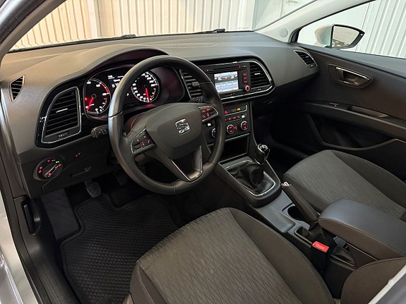 Seat Leon 9 of 18