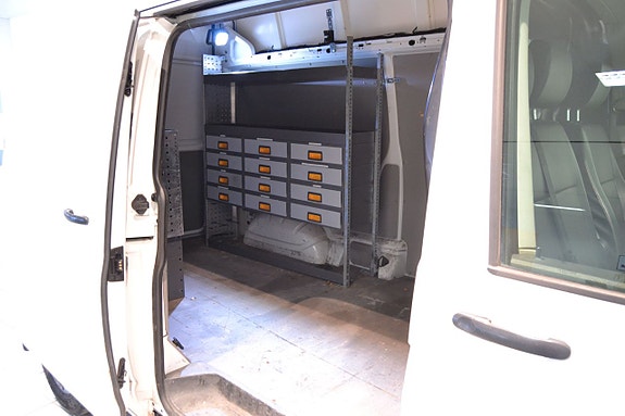 Volkswagen Transporter 6 of 14
